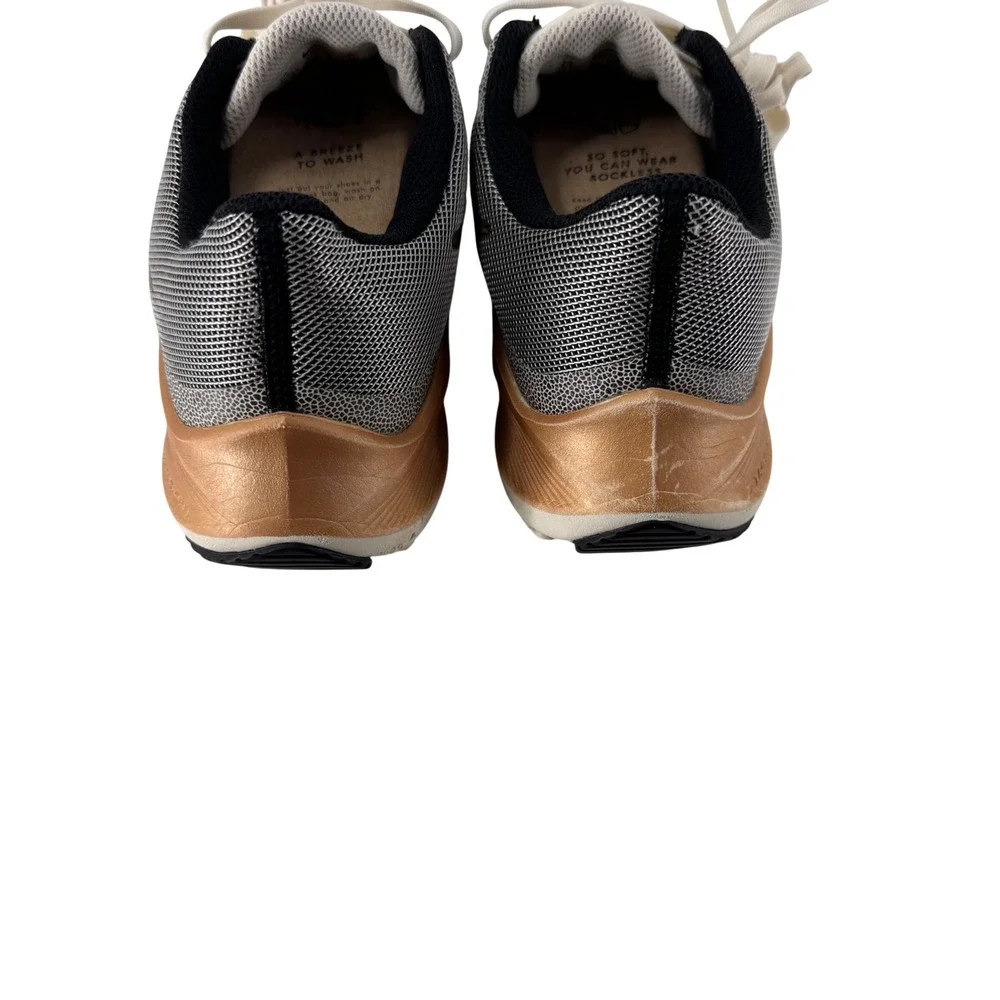 Nike bronze photos