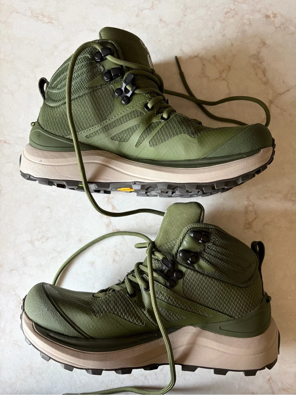 Topo lightweight any rugged