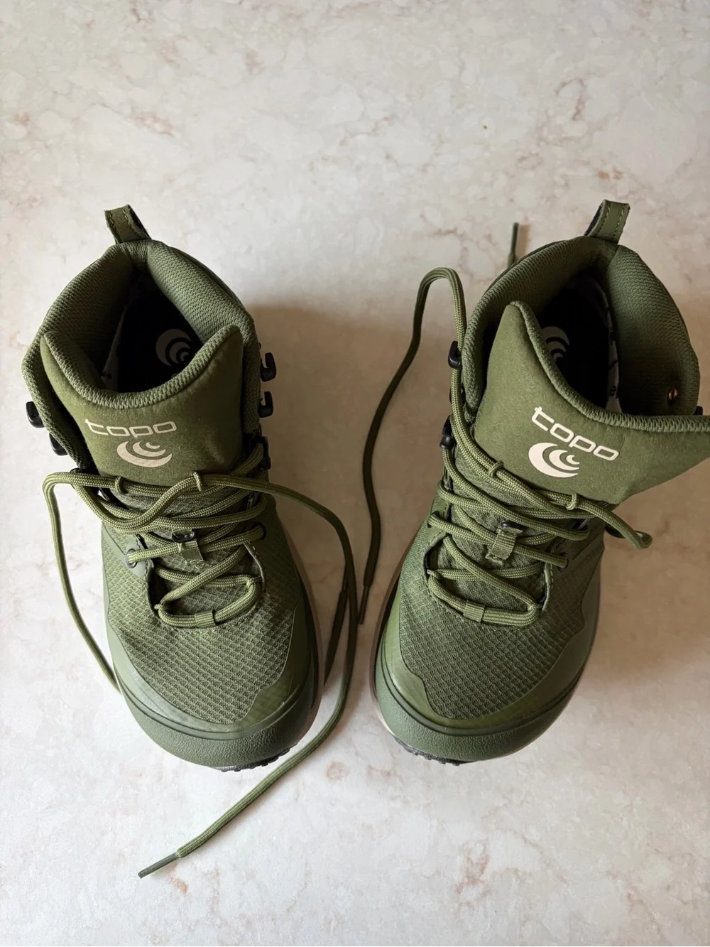 Topo looking box outdoor