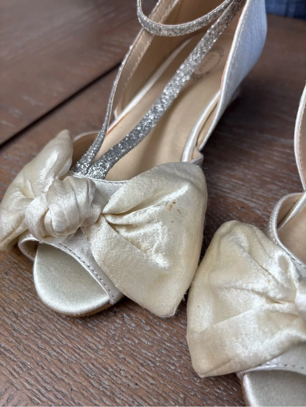 N/A shoe color