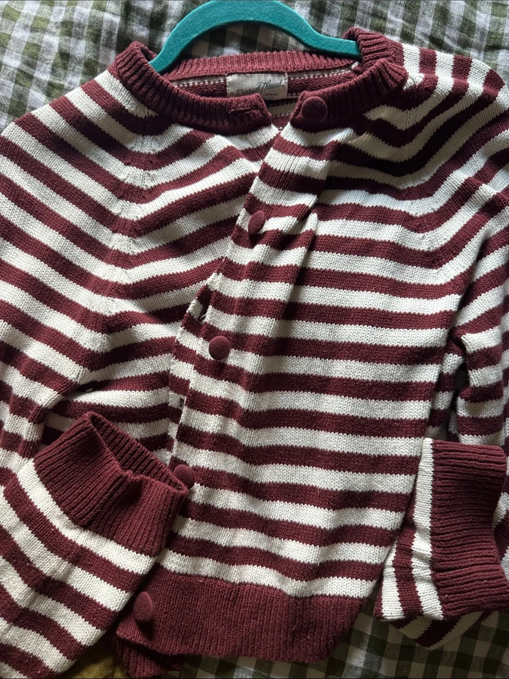 Universal Thread classic maroon