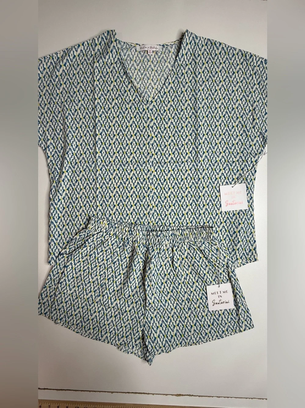 NWT Diamond Print Lounge Set in Blue and Yellow