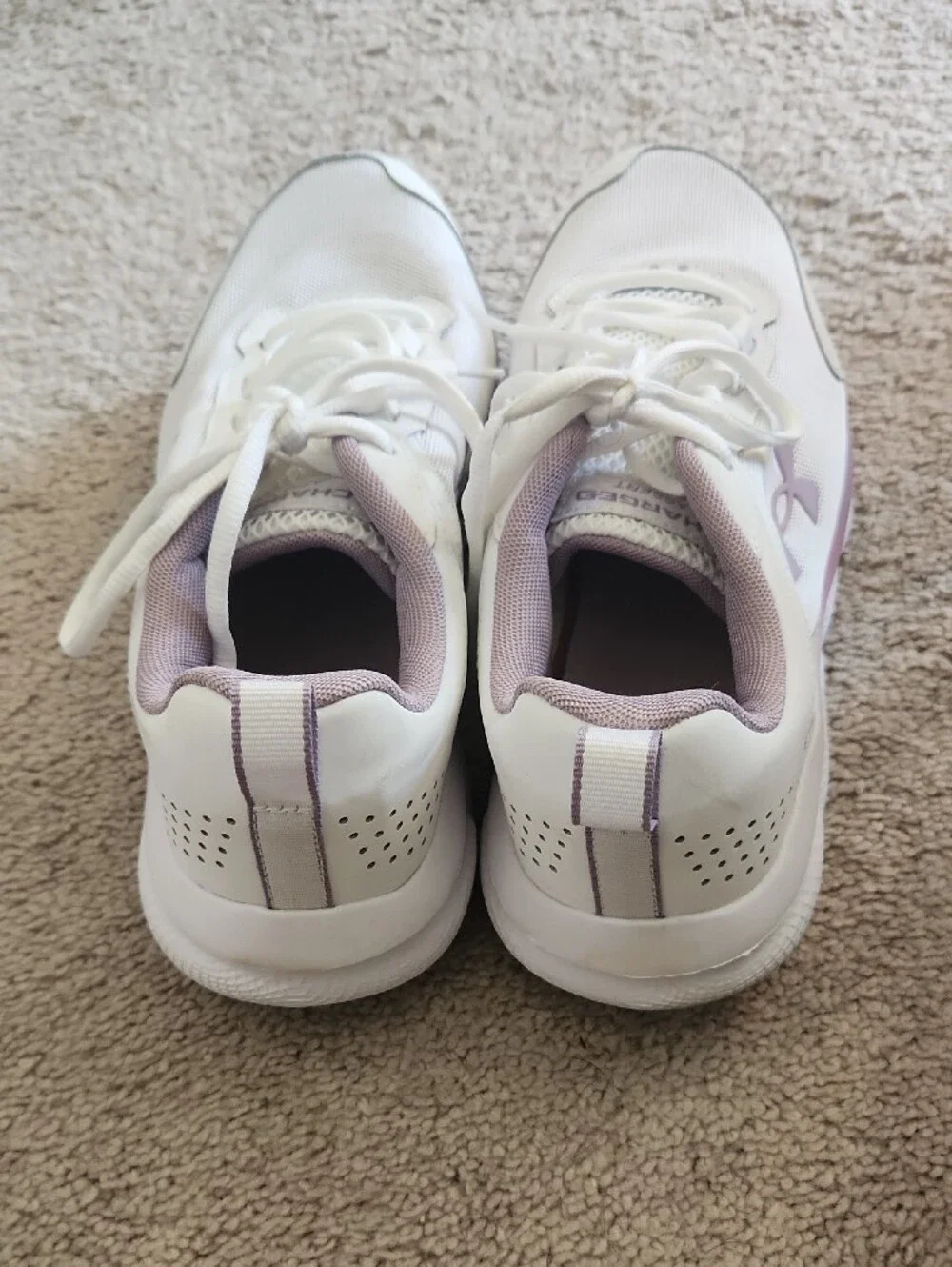 Under Armour Women's White and Light Purple Running Sneakers