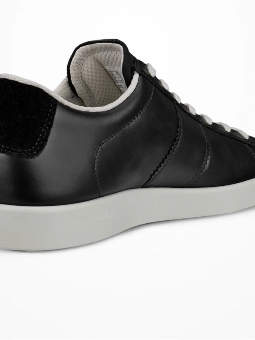 Ecco *worn only