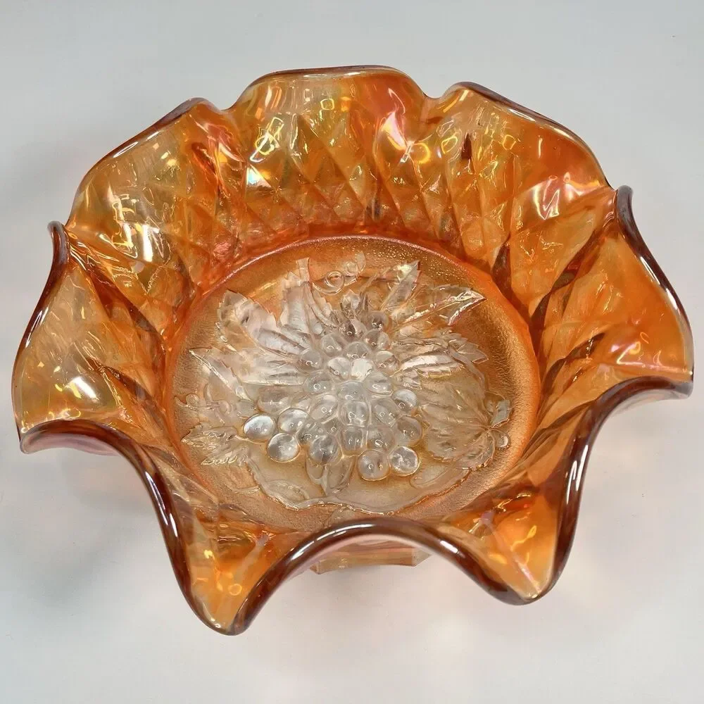 Vtg Carnival Glass Harvest Grape Ruffled Bowl 9