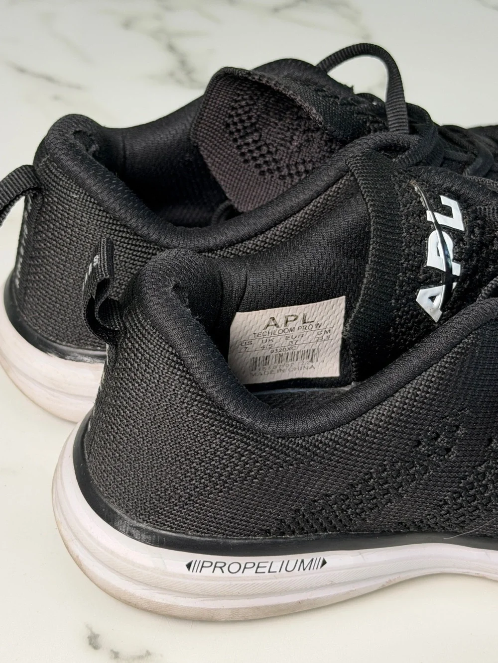 APL black techloom