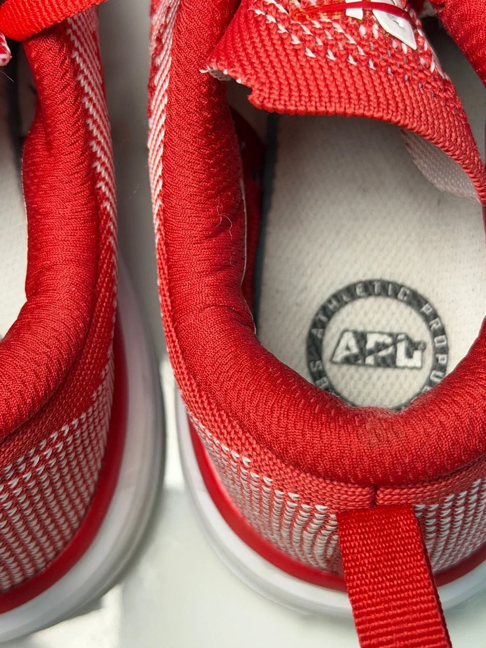APL day these lightweight