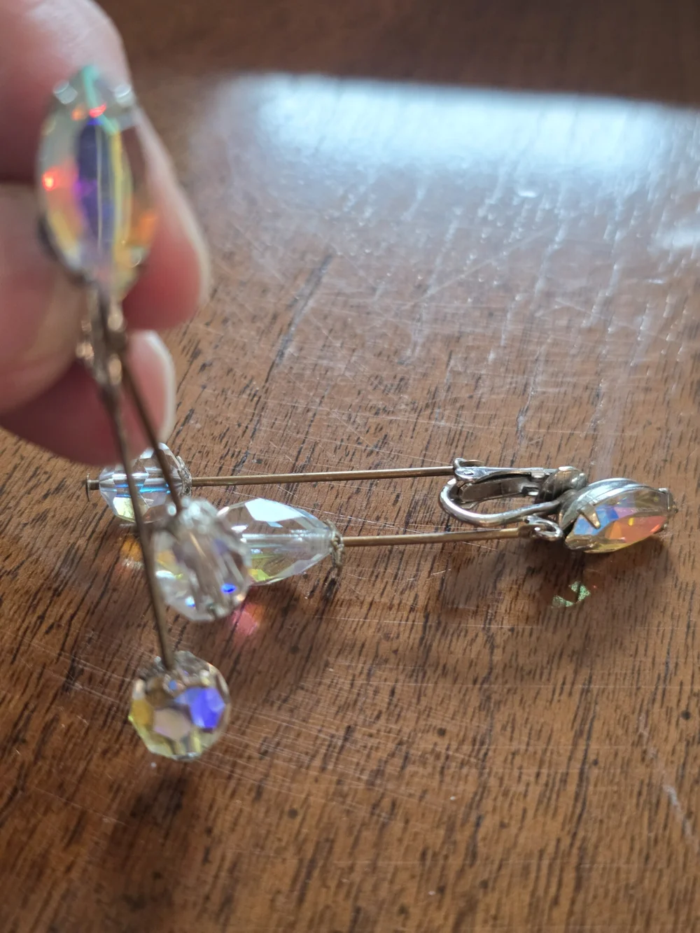 N/A elegant iridescent
