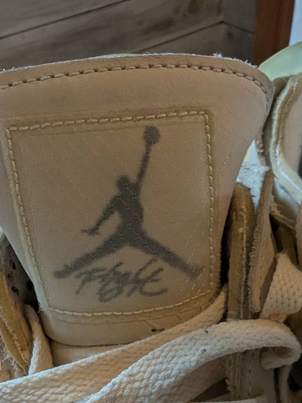 Women's Off-White x Air Jordan 4 Retro 