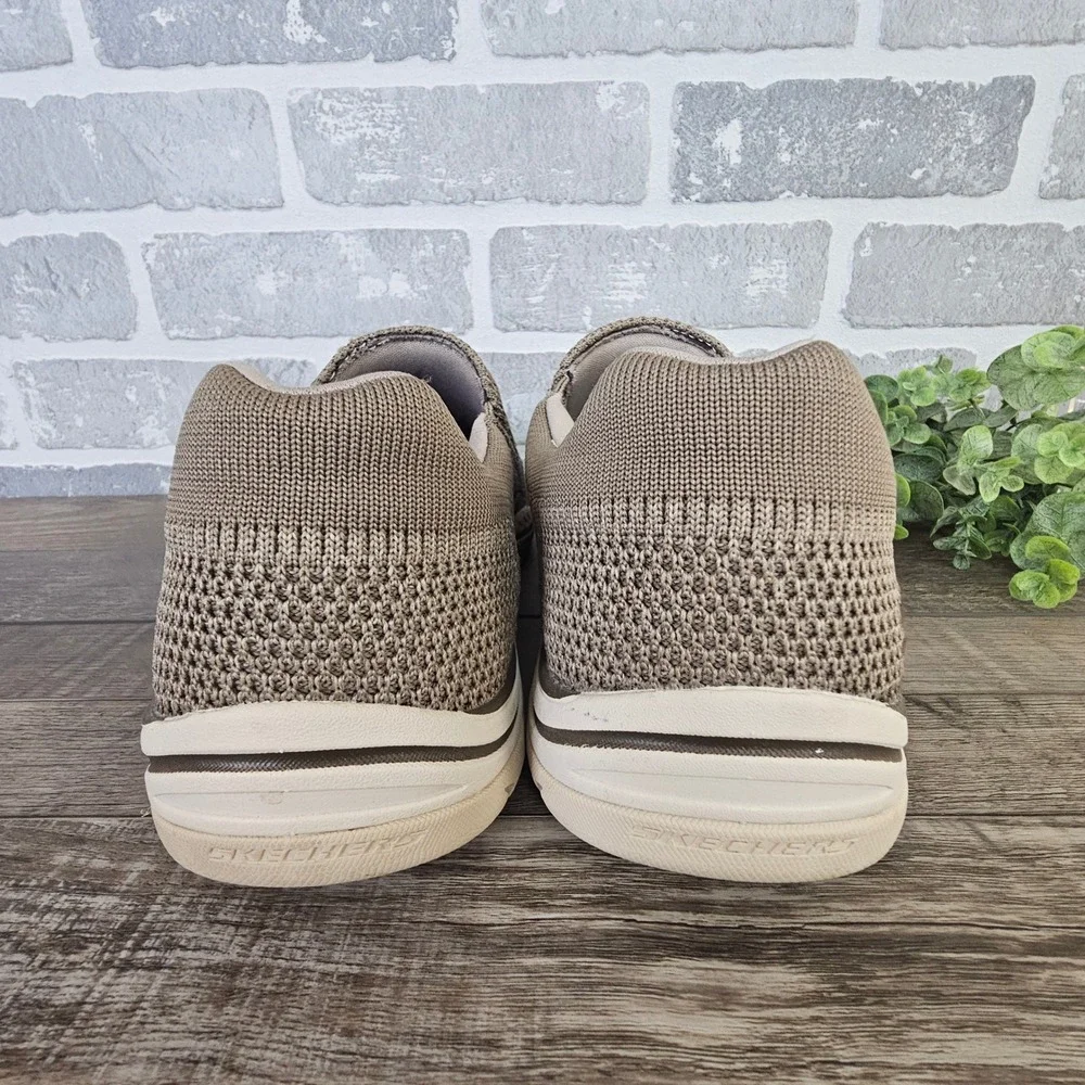 Skechers Expected Gomel Men's 8.5 Taupe Slip On Memory Foam 65086