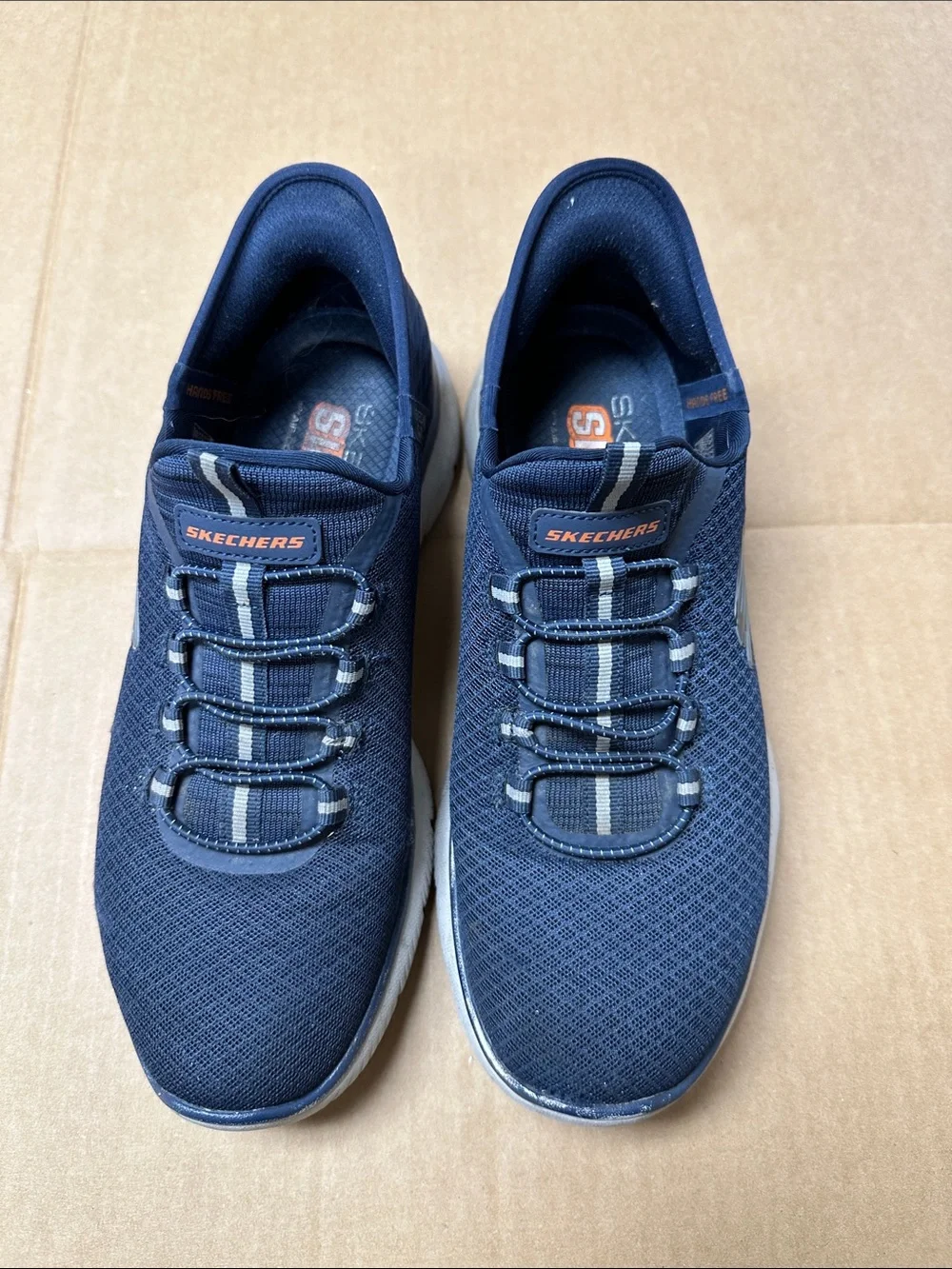 ##850, Men's 8.5, Skechers Slip-On Athletic Sneakers