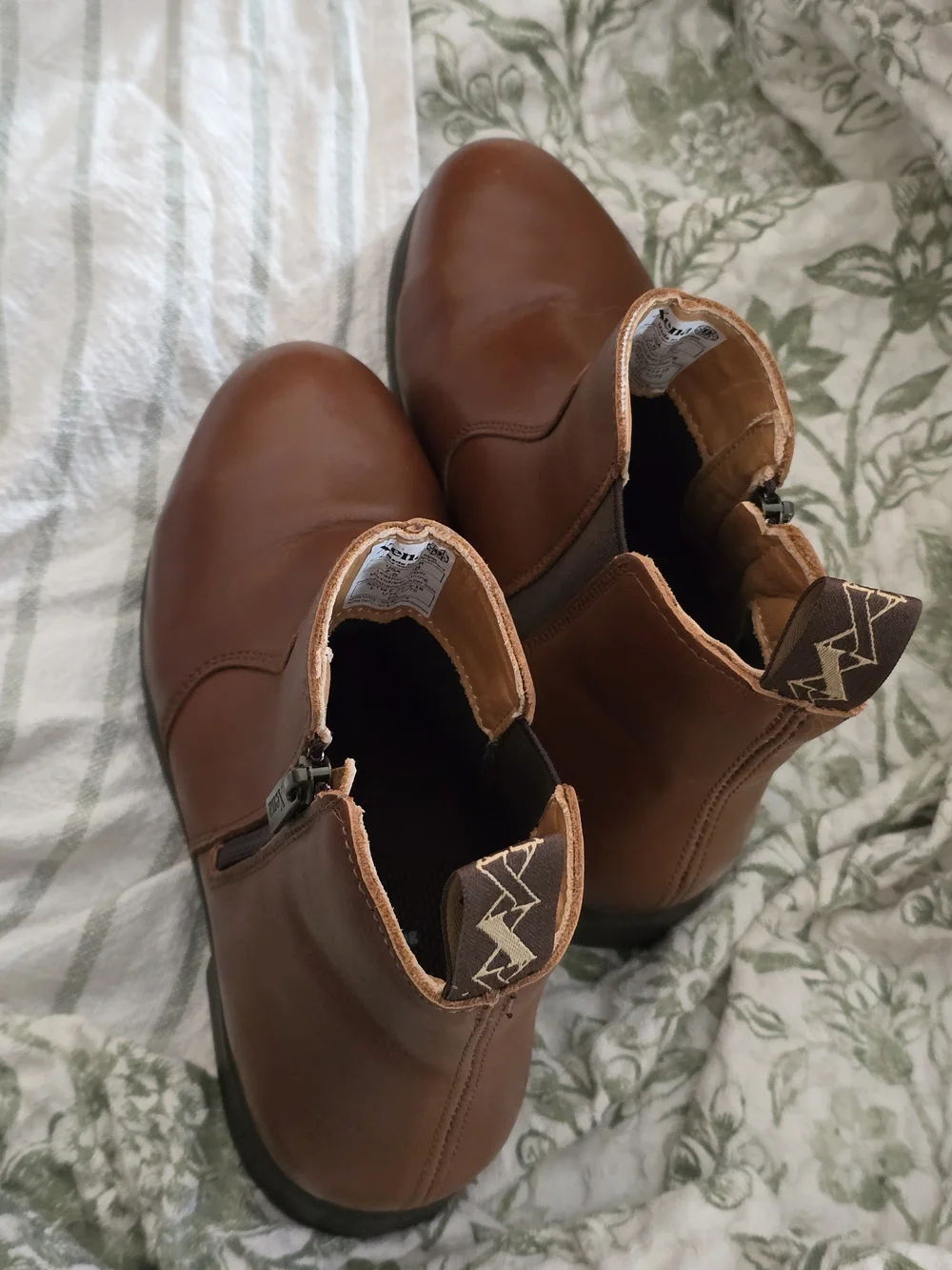 Women’s Tan 7.5 Xena Ankle Boots - Smooth Pull-On Booties