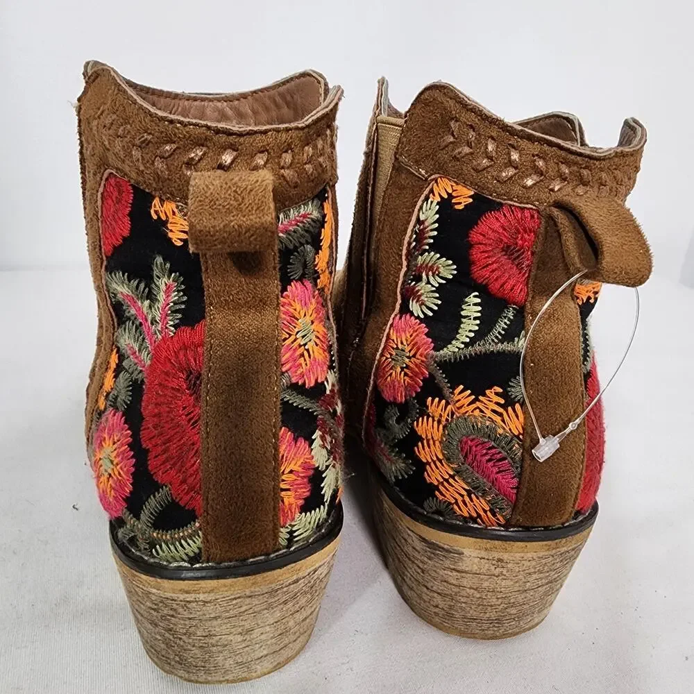 Tiara Los Angeles Womens Embroidered Floral Topa Ankle Boots 8.5M Camel Suede