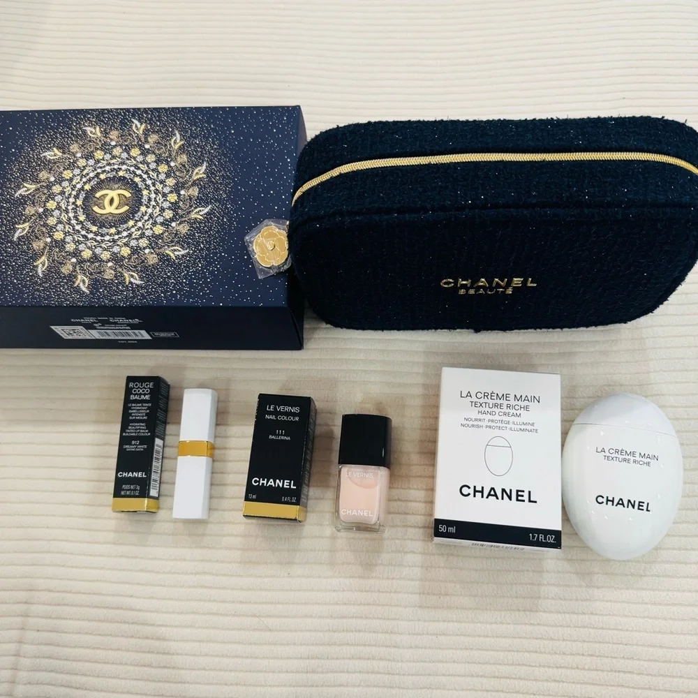CHANEL holiday set