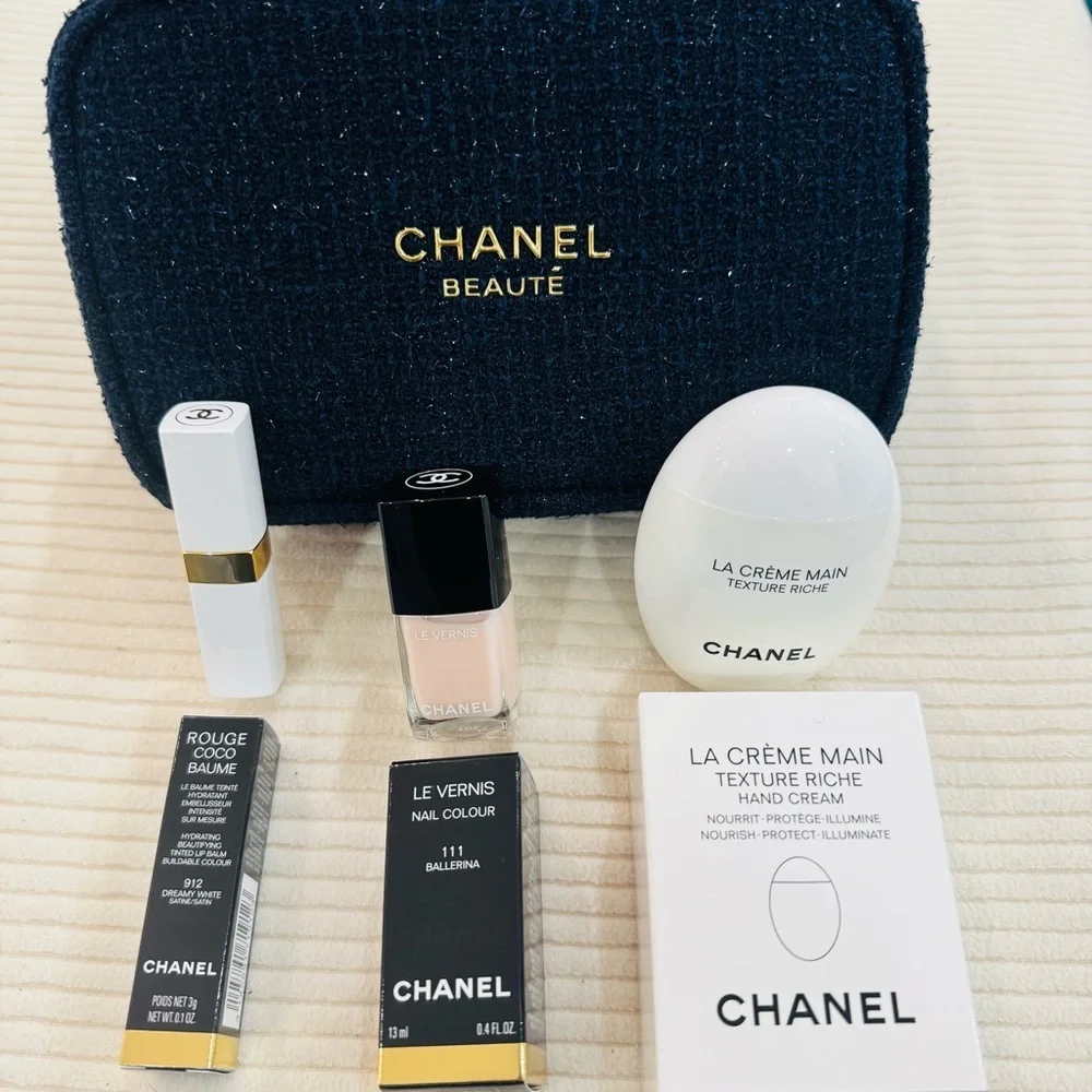 CHANEL holiday set