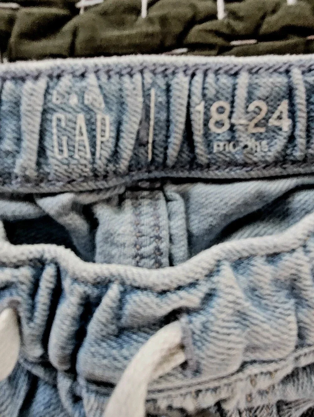 GAP comfortable light