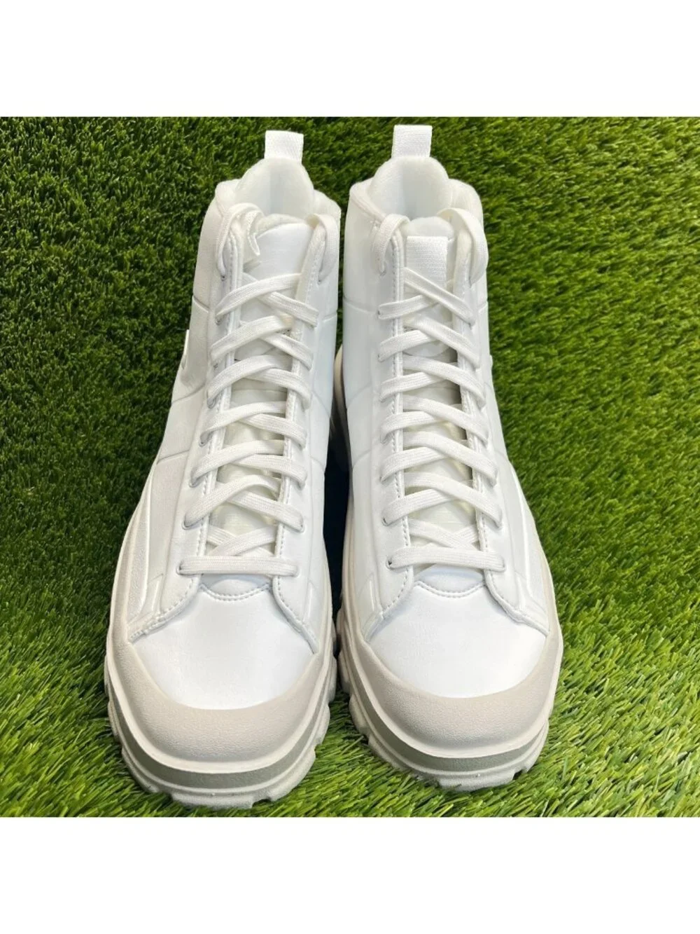Nike please review