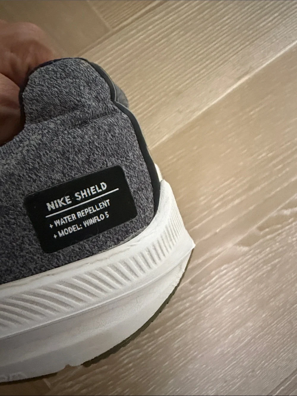 Nike low profile