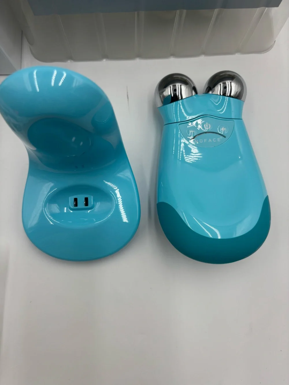 NuFACE Trinity Facial Toning Device w/ ELE Kit Teal New!!!!