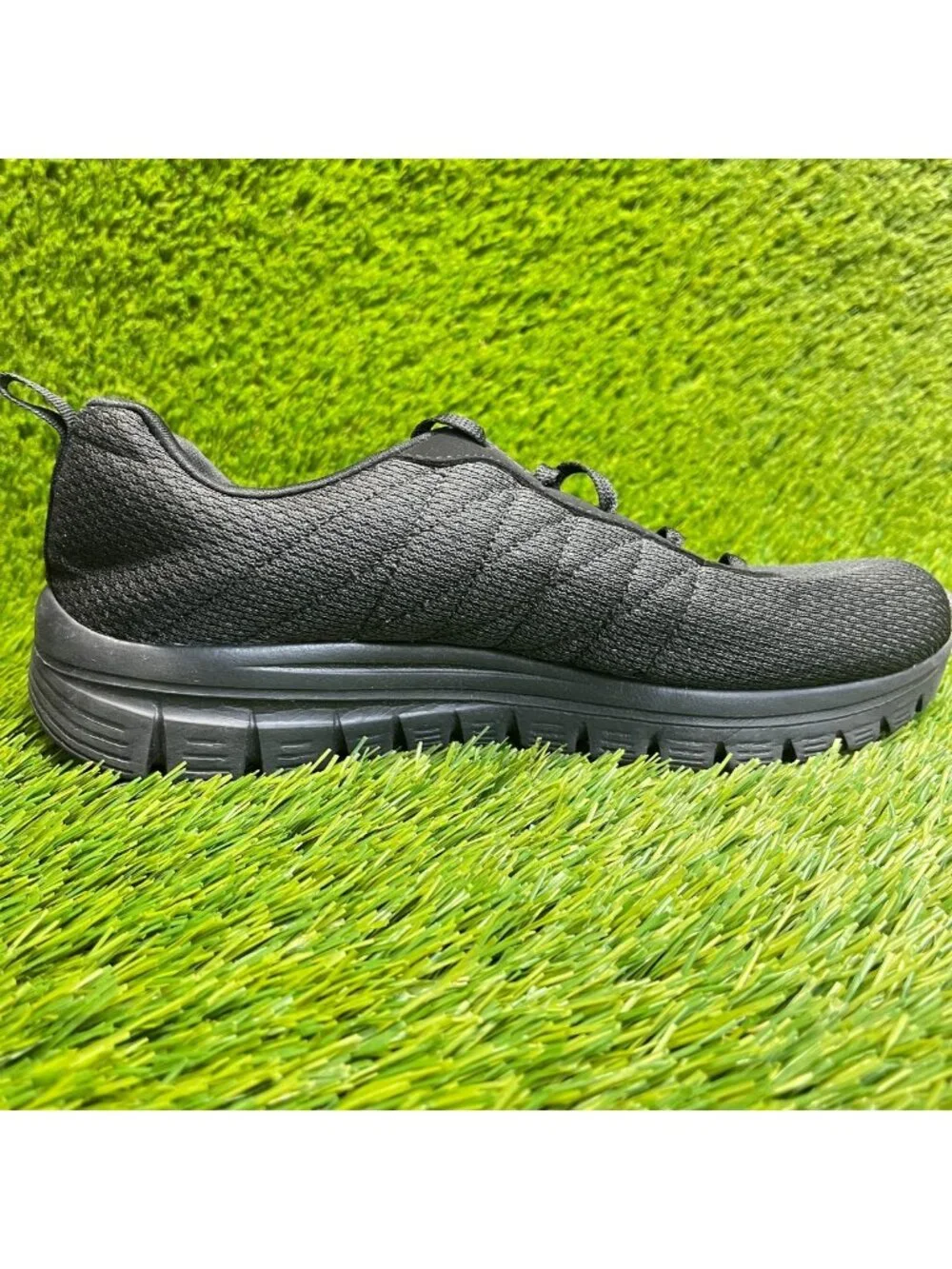 Skechers please review