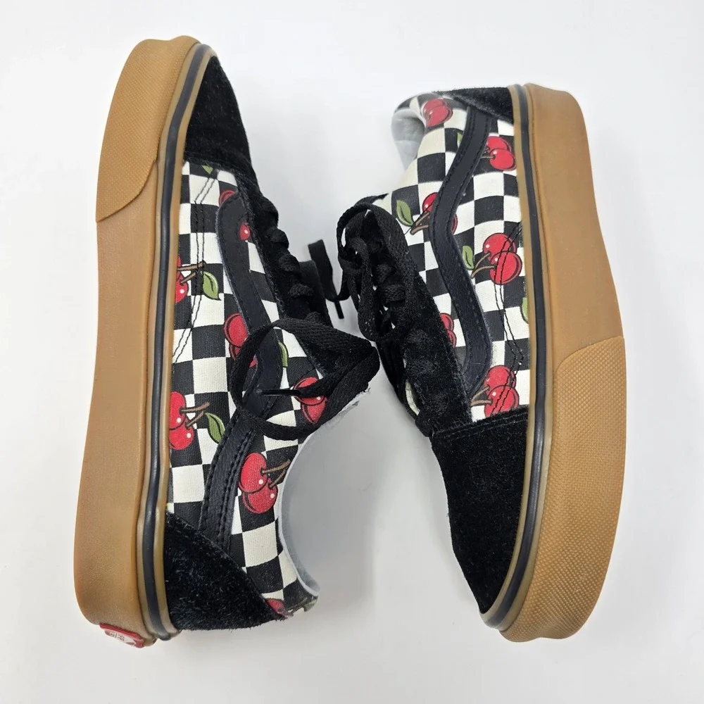 Vans Old Skool Platform Cherry Checkerboard Gum Sole Sneakers Womens 5.5 Black