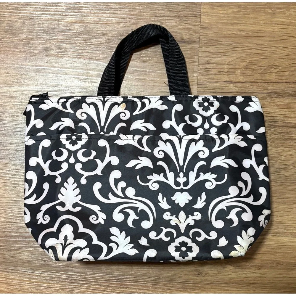 thirty-one easy essentials transport