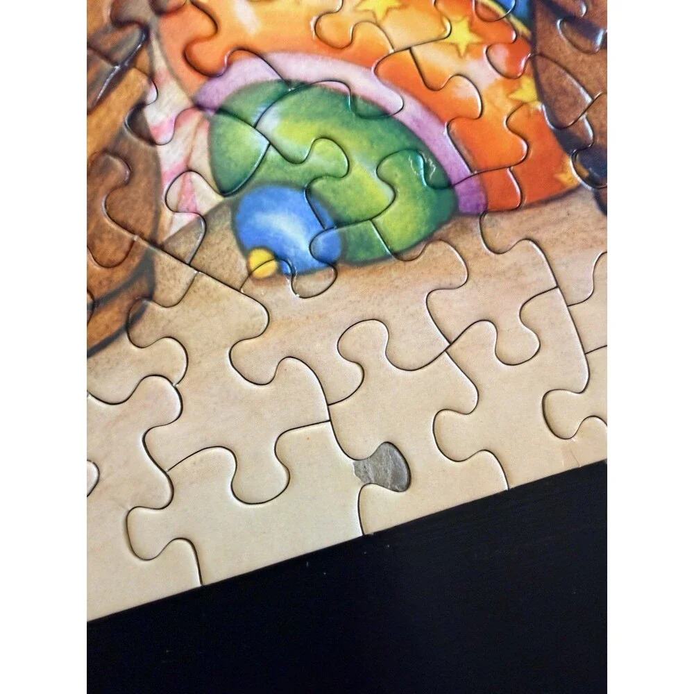 VINTAGE Hallmark Outlines Santa Shaped 500Pc Puzzle COMPLETE 30