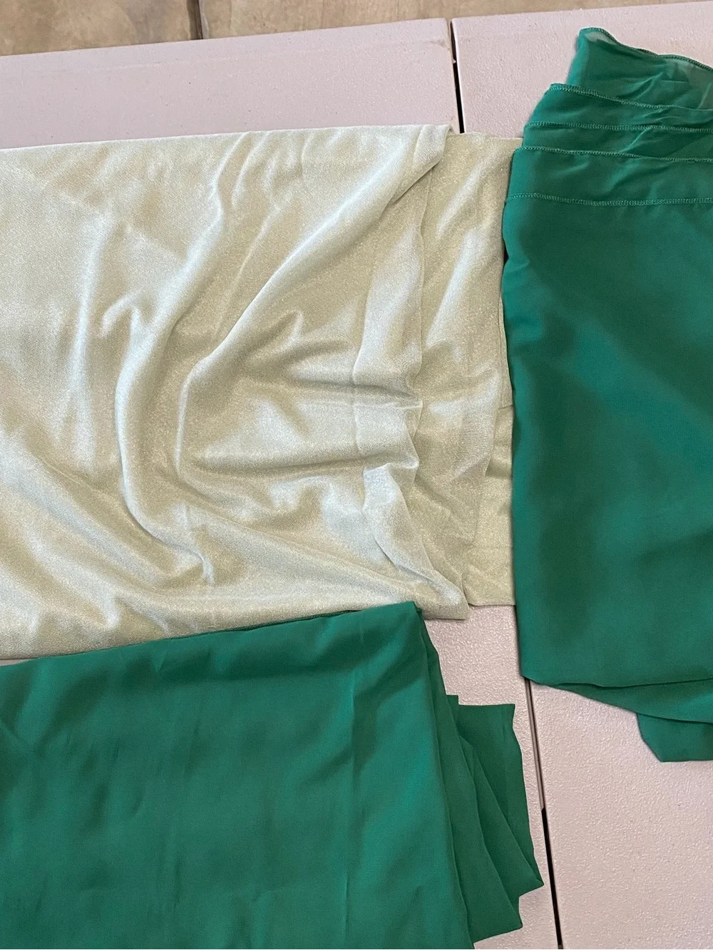 Green and Champagne color table linens