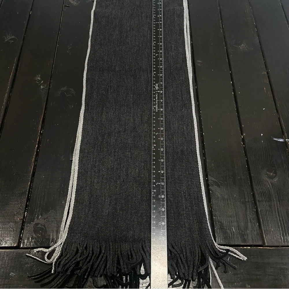 J. Ferrar Men’s Scarf fringe reversible‎ black & gray ONE SIZE New With Tags