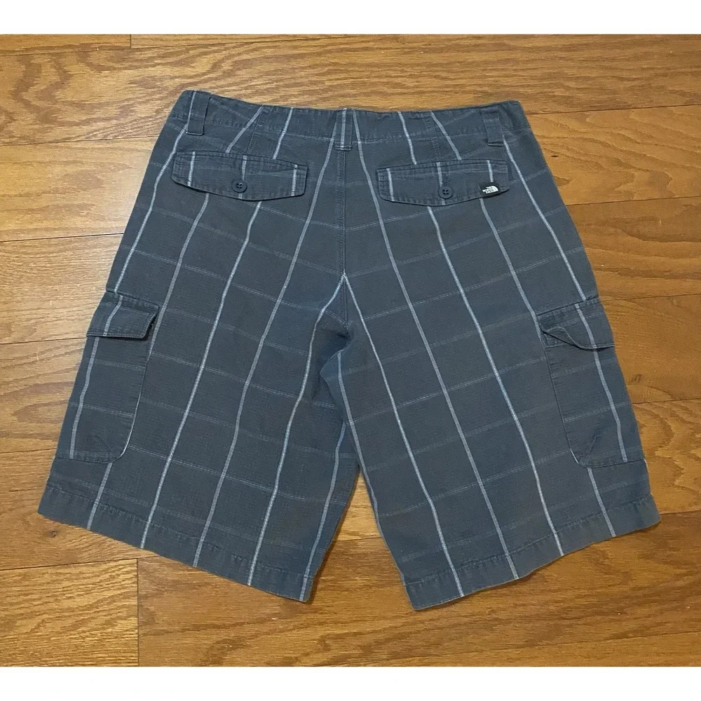 The North Face Cargo Shorts Mens 38 Hiking Outerwear Pockets Excellent Condition