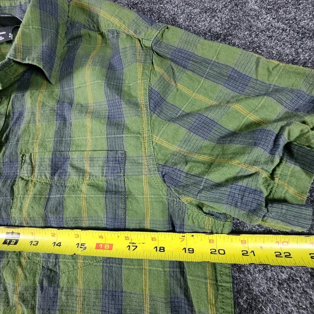 The North Face Green Baytrail Plaid Men's M Short Sleeve Button‎ Up Camp Shirt