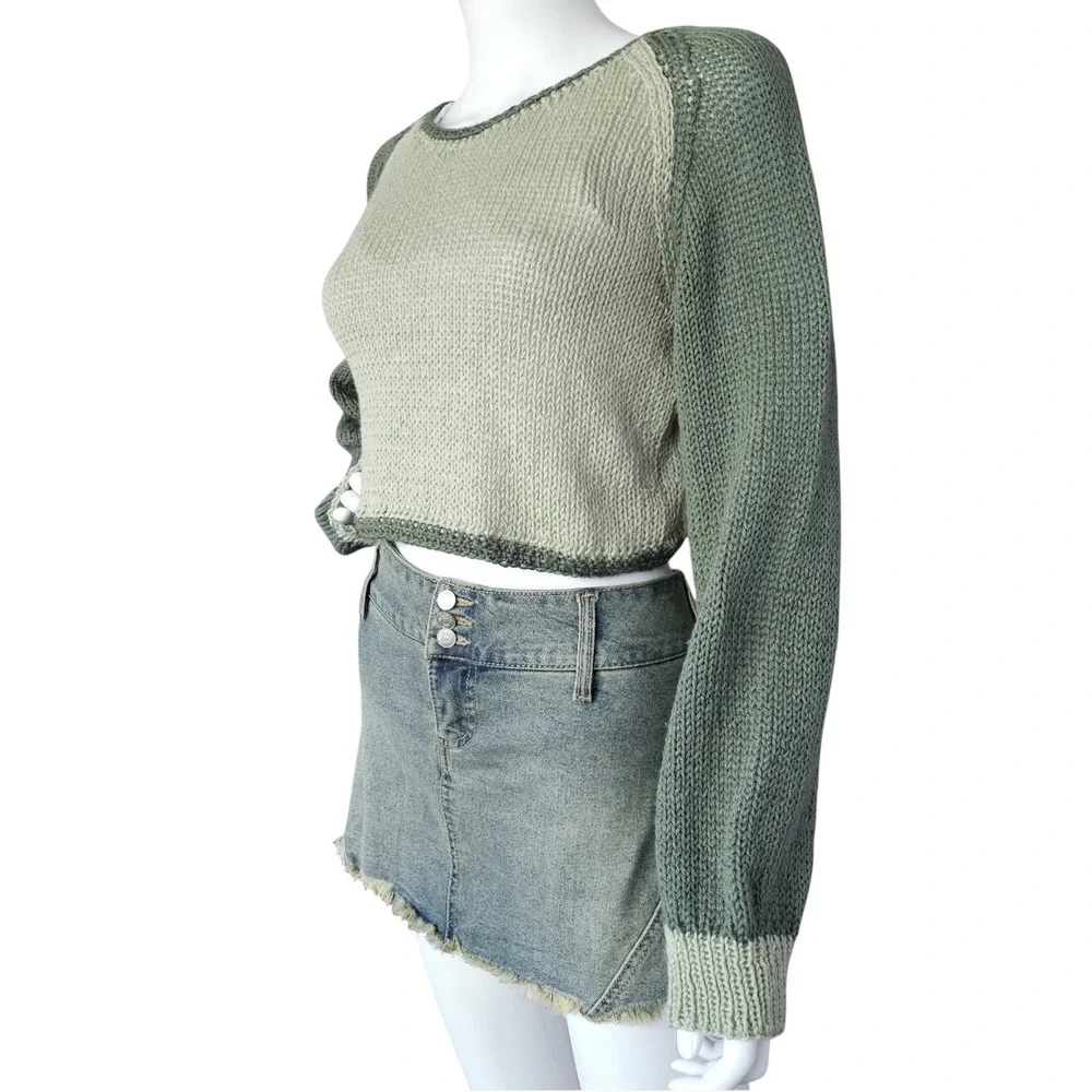 Handmade Knit Cropped‎ Sweater – Two Tone Green | Size Small-Medium