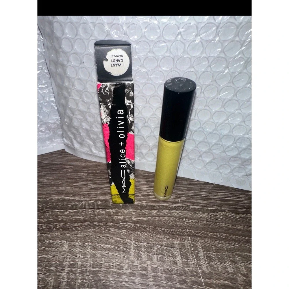 MAC cosmetics Alice‎ + Olivia Dazzleglass Lip Gloss I Want Candy Limited Edition