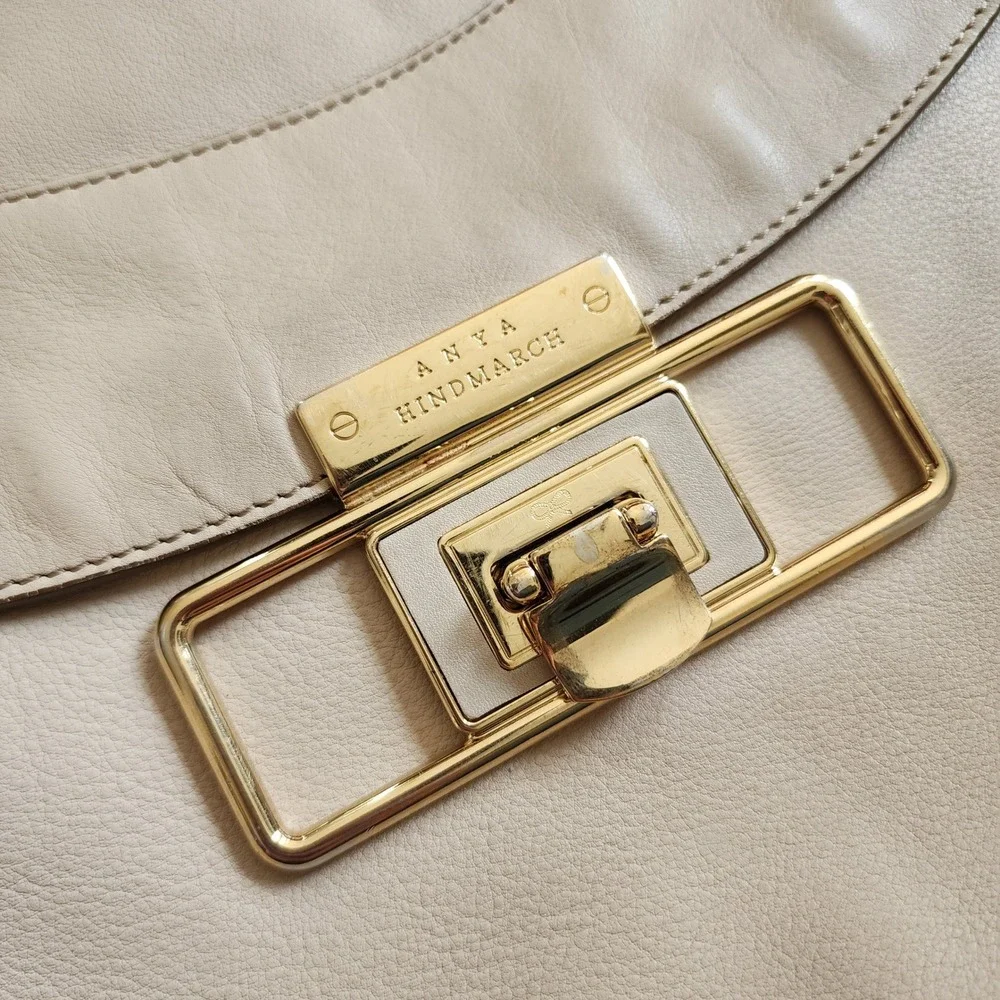 Anya Hindmarch anya hindmarch