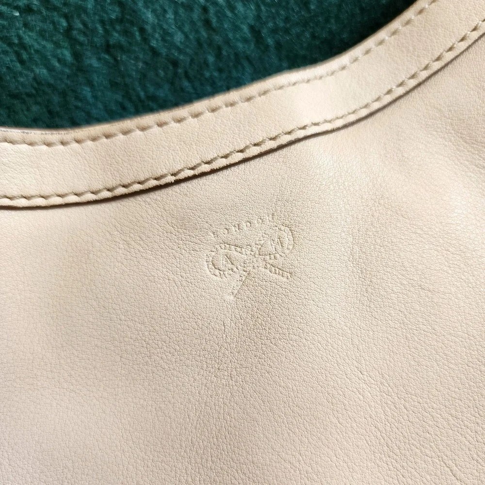 Anya Hindmarch anya hindmarch