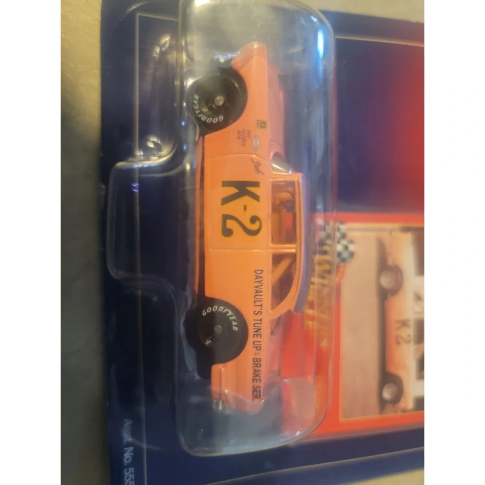 Dale Earnhardt 1956 Pink Ford Victoria Winners Circle Diecast Car New‎ Sealed