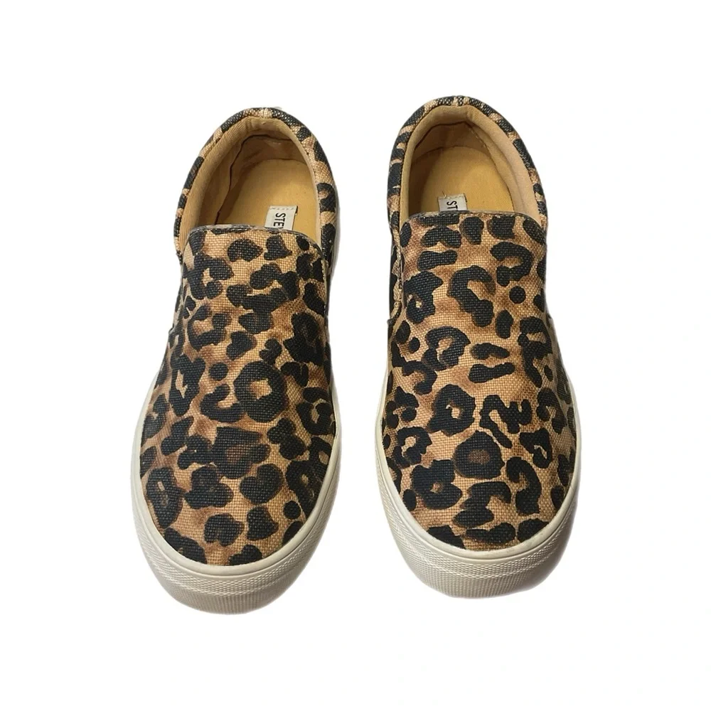 Steve Madden gills platform