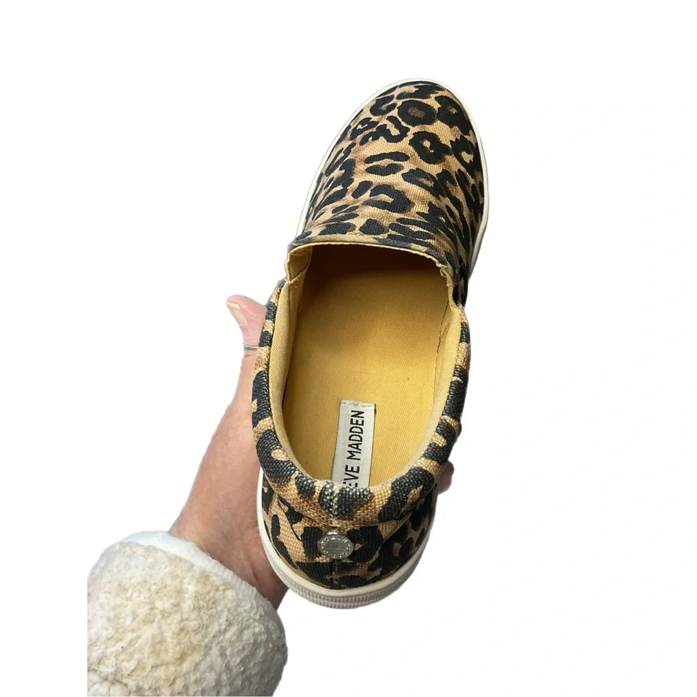 Steve Madden gills platform
