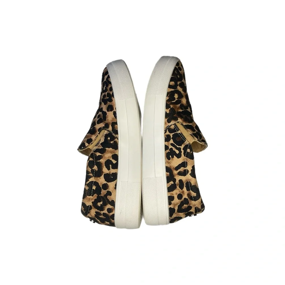 Steve Madden gills platform