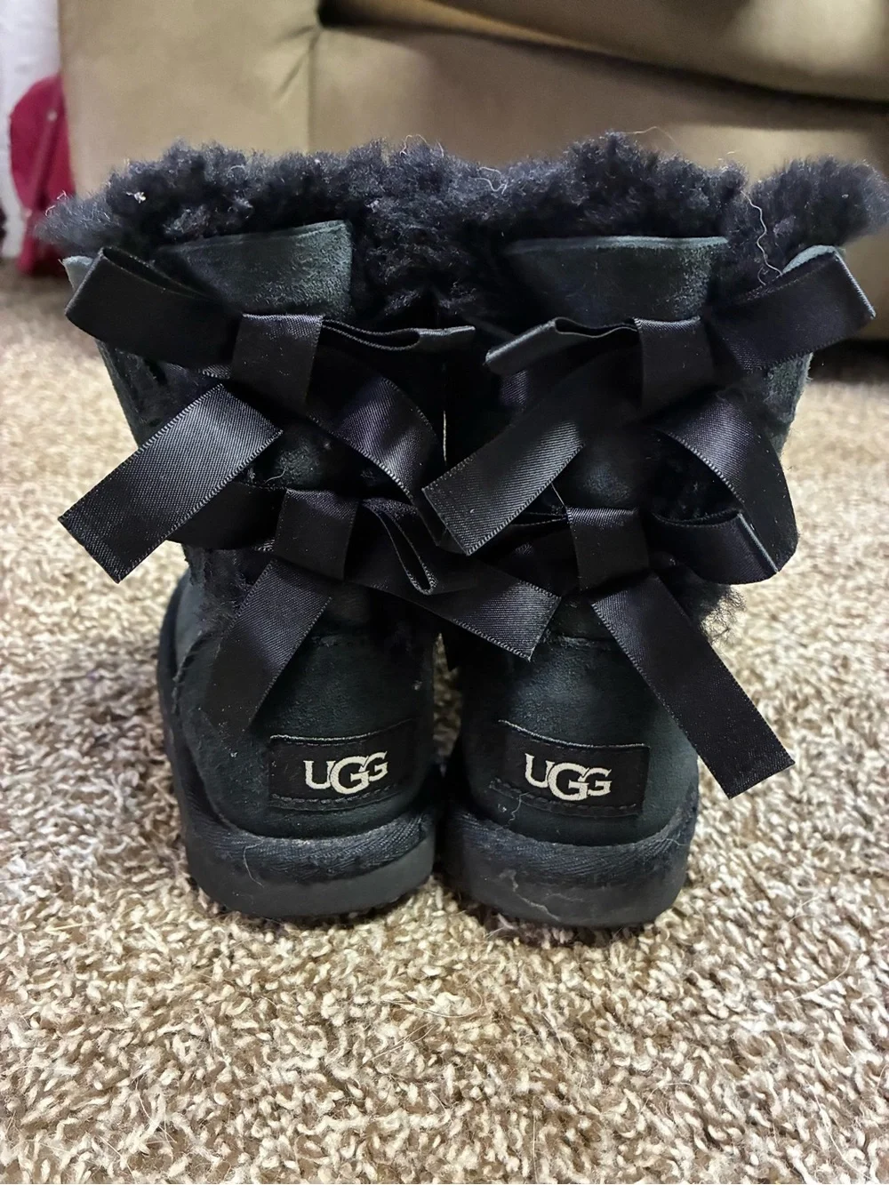 UGG Kids Black Suede Fleece-Lined Pull-On Boots with Back Ribbon