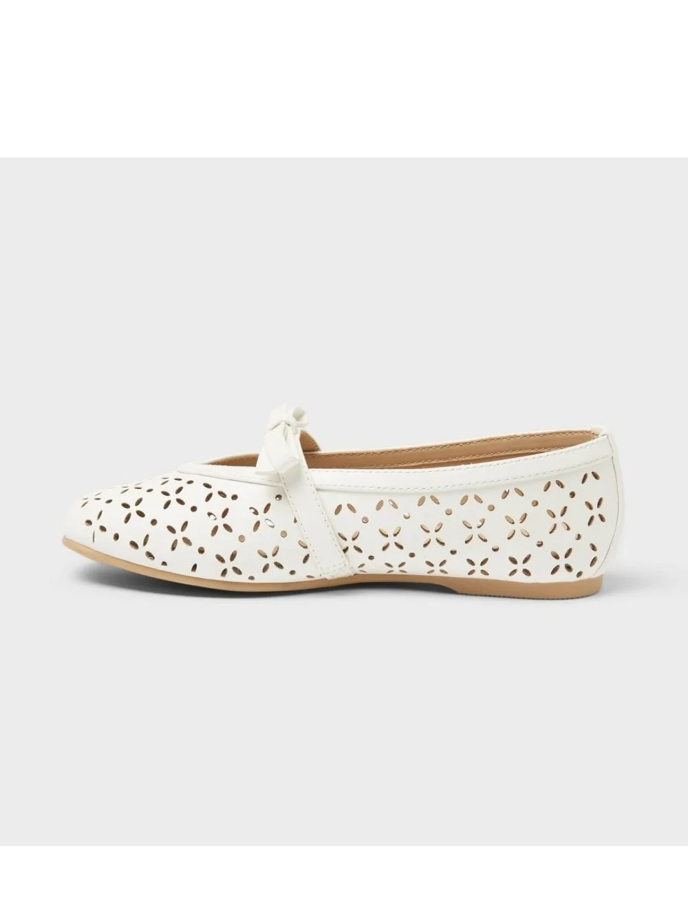 Cat & Jack elegant white