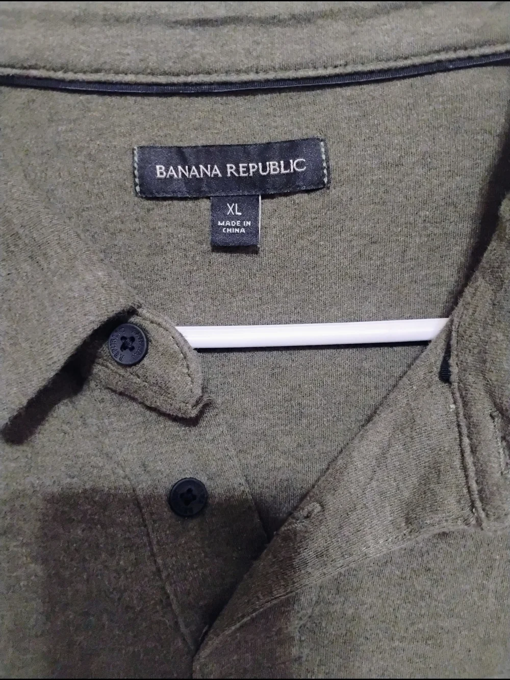 Banana Republic details banana