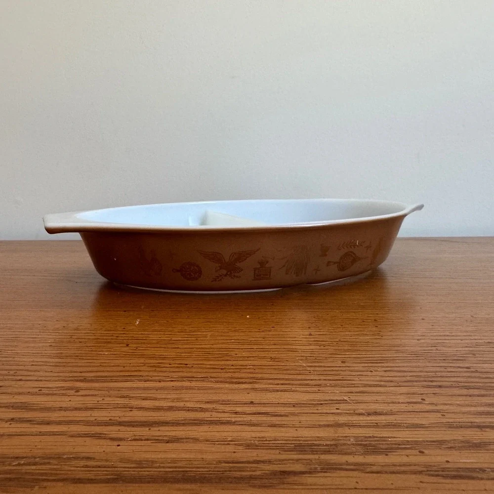 Pyrex vintage quart
