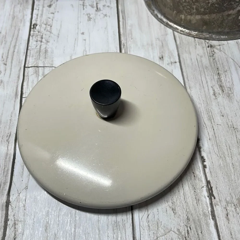 Regal Ware‎ 1 Quart Sauce Pan with Lid and Handle Made in the USA Cookware