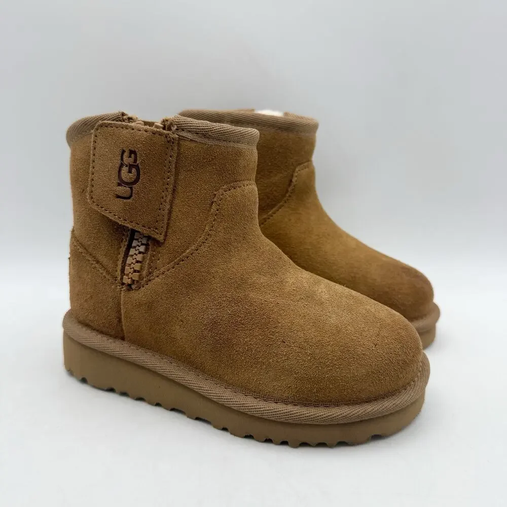 UGG kids adri