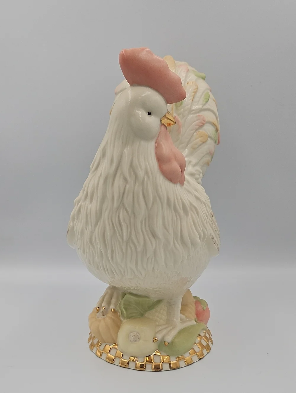 Lenox love chickens