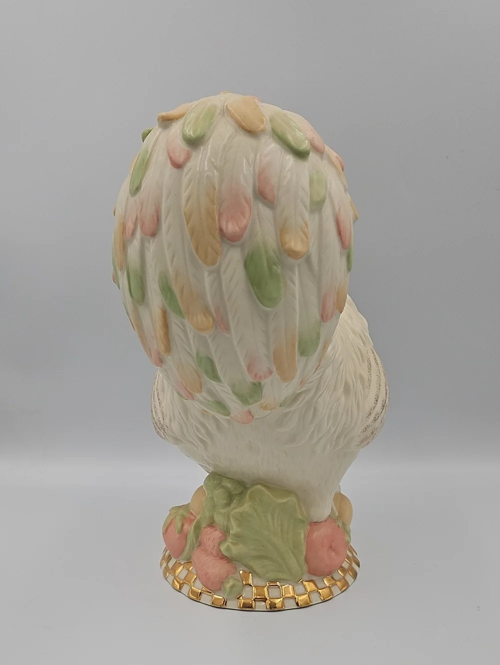 Lenox love chickens
