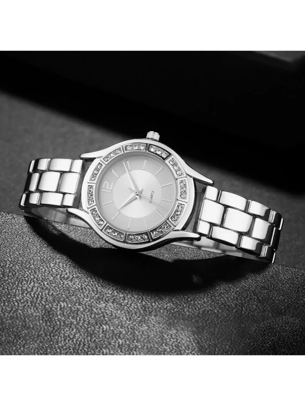 Women's Silver Analog Relogio Feminino Waterproof Bracelet Round Wrist Watch