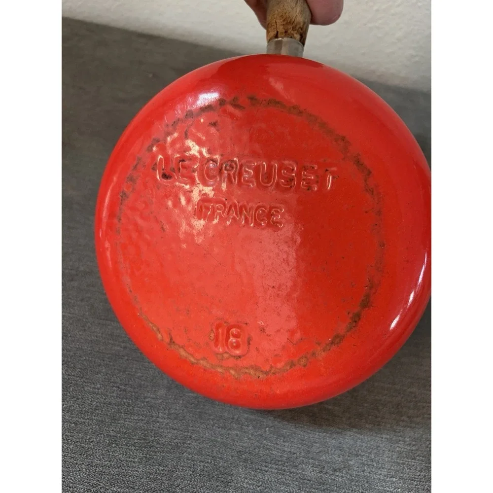 Le Creuset see photos