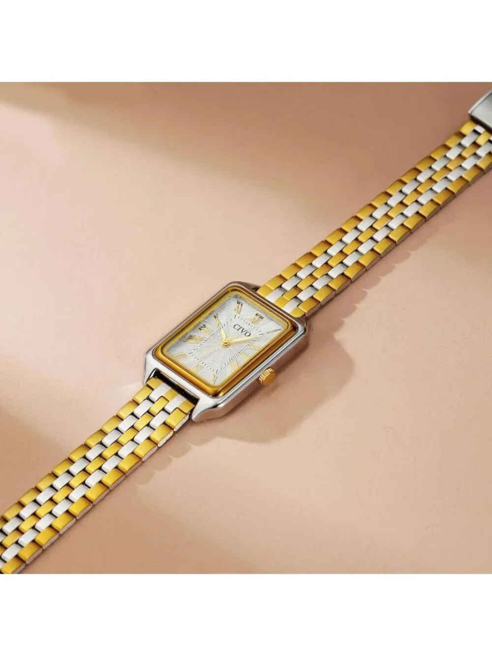 CIVO features dainty